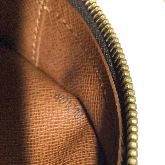 LOUIS VUITTON Blois Monogram - Shoulder Bag Monogram Canvas 573-071725 - Picture 11 of 13